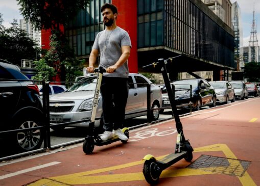 No dia em que iniciou a fiscalização, a Prefeitura de São Paulo apreendeu 557 veículos estacionados nas ruas da Capital