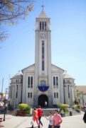 Igreja Matriz de São Roque O local foi construído no século XVII pelo povoado de Pedro Vaz. Em 1836 passou por uma ampla reforma em sua estrutura. Em 1837 o novo prédio foi concluído, sendo que a mão de obra foi inteiramente gratuita.
