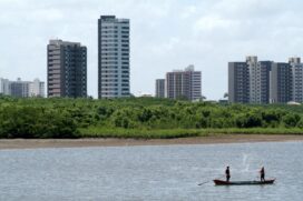 ORG XMIT: 572101_0.tif Pescadores no rio Sergipe, em Aracaju (SE). (Aracaju, SE, 01.01.2005. Foto de)