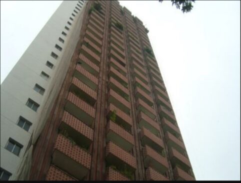 Em São Paulo há 21 propriedades disponíveis, como um apartamento em Santo Amaro com 411 m²