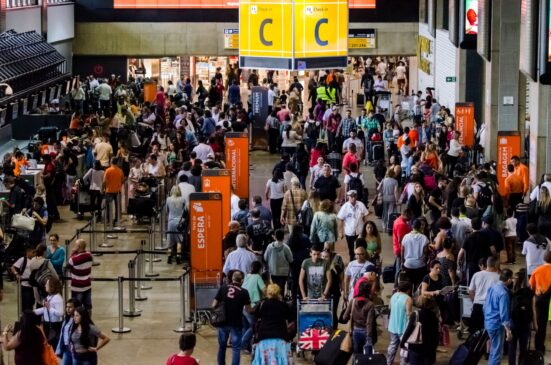A taxa de embarque em Guarulhos, na Grande São Paulo, ficará em R$ 32,06 para voos domésticos