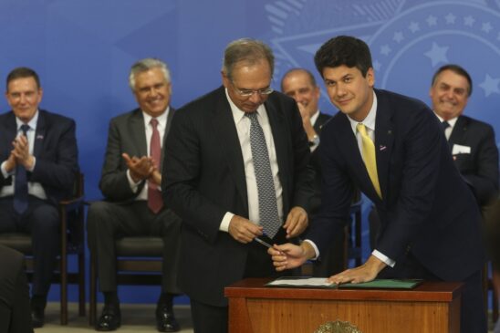 Ministro da Economia e novo presidente do BNDES, Gustavo Montezano, durante cerimônia de posse no Palácio do Planalto