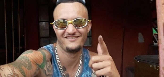 Thiago Jesus Dias tinha 33 anos e sofreu um AVC durante o trabalho no começo deste mês