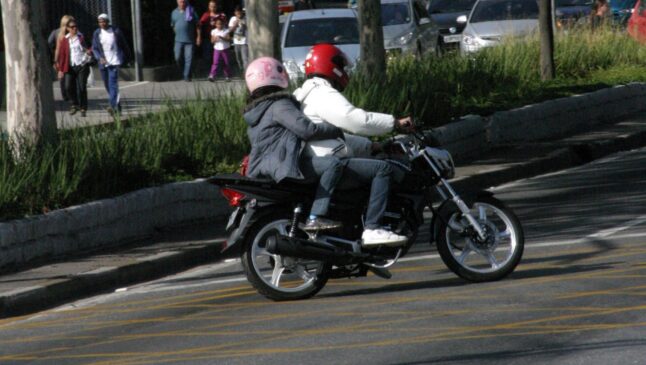 Lei municipal proíbe motos para o transporte de passageiros