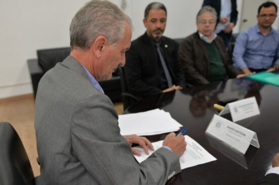 Prefeito Mario Botion (PSD) considerou o acordo assinado na quinta-feira como algo "histórico"para a cidade de Limeira
