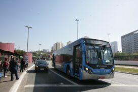 Linha Vila Clara/Pinheiros, que antes atendia na estação do Metrô, agora tem parada mais distante