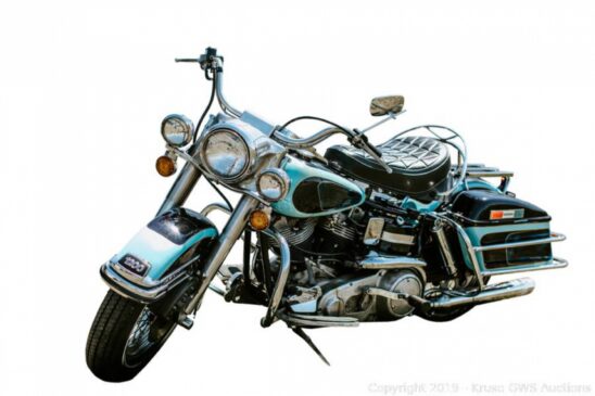 A Harley-Davidson FLH Electra rodou apenas 203 quilômetros; os documentos da moto ainda estão no nome do rei do rock