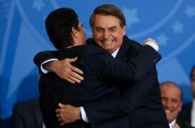 BRASÍLIA, DF, 29.08.2019: GOVERNO-SEGURANÇA - Jair Bolsonaro e o ministro Sergio Moro, da Justiça - Projeto em Frente Brasil, que tem o objetivo de combater a criminalidade violenta nas cidades com maiores índices de homicídios, é lançado nesta quinta (29