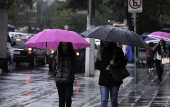 Uma frente fria que avança em todo o estado de São Paulo provocará chuvas nesta semana