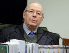 Decano do STF, ministro Celso de Mello disse que ENTITY_quot_ENTITYo presidente, qualquer que ele seja, embora possa muito, não pode tudoENTITY_quot_ENTITY