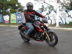 Dafra Apache RTR 200