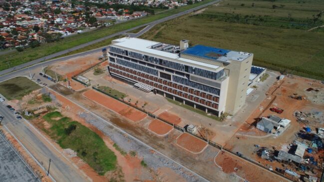 O Hospital do Litoral do Norte é fruto de um investimento de R$ 188 milhões do Programa Saúde em Ação