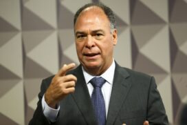 O senador Fernando Bezerra Coelho (PMDB-PE), foi alvo de ações de busca e apreensão da PF nesta quinta, determinadas por ministro