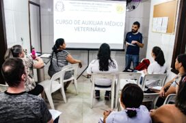 No curso em Taboão, os alunos aprendem questões relacionadas à vigilância sanitária e anatomia