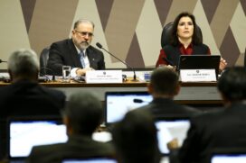 Augusto Aras durante sabatina na Comissão de Constituição e Justiça do Senado nesta quarta-feira
