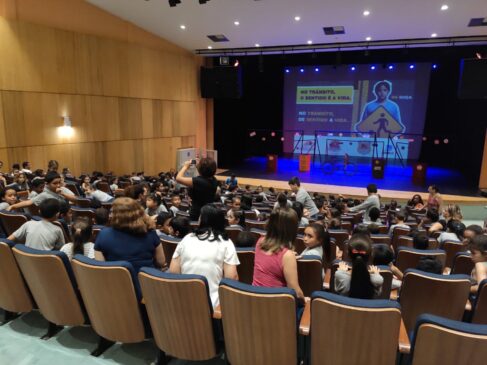 A programação contou com a exibição da peça teatral, "No Trânsito, o sentido é a vida"