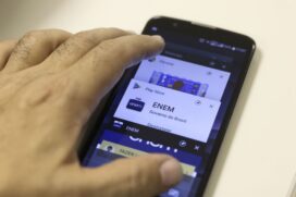 A isen&ccedil;&atilde;o da taxa de inscri&ccedil;&atilde;o n&atilde;o garante a entrada no exame. Aqueles que garantiram a isen&ccedil;&atilde;o devem acessar o site ou o aplicativo do Inep para realizar a inscri&ccedil;&atilde;o e confirmar a presen&cced