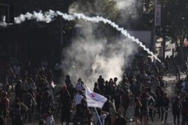 O Chile tem sido palco de protestos desde semana passada; manifestações começaram por causa de um aumento na tarifa