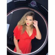 "Tenho pegado mais mulheres" Geisy Arruda, em seu canal no YouTube, diz que não ficaria com Kid Bengala