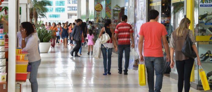 Nesta sexta-feira, dia 15 de setembro, é comemorado o dia do cliente no Brasil; confira direitos garantidos por lei