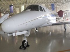 Um dos destaques do leilão de bens diversos realizado pela Mega Leilões é uma aeronave Cessna Aircraft Citation XLS, ano 2005