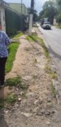 Rua na região do Jardim Nakamura, na zona sul da Capital: moradores reclamam de buracos nas vias e córrego a céu aberto