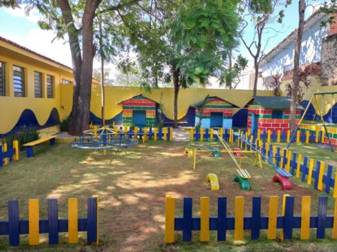 Os brinquedos da escola que fica na Vila Manduquinha, em Porto Feliz, foram reformados e novas áreas de lazer foram construídas