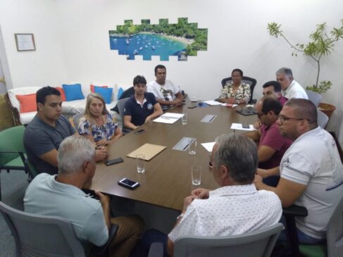 Prefeita Gracinha tomou a decisão durante reunião com vereadores, Associação Comercial e representantes do Dersa
