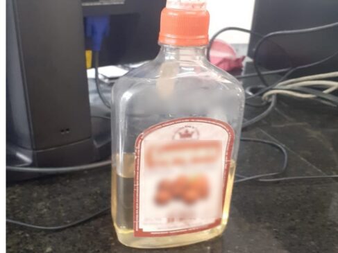 Bebida alcoólica foi ingerida por ao menos oito pessoas na cidade de Barueri no último sábado; caso ainda é investigado