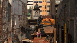Ossadas da época da escravidão foram encontradas em terreno na Liberdade; projeto segue em discussão na Câmara Municipal