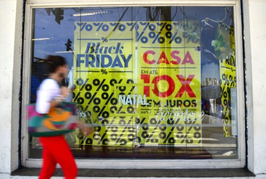 A Black Friday se consolidou como uma das principais datas no varejo e comércio eletrônicos; data deve movimentar cerca de R$ 4 bilhões, de acordo com levantamento da consultoria Ebit/Nielsen