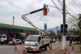 Instalações começaram pela av. Engenheiro Remo Moreira da Silva