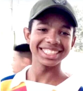 No último dia 12, o garoto estava na frente da casa da madrasta quando foi abordado por policiais militares do 41º Batalhão da PM