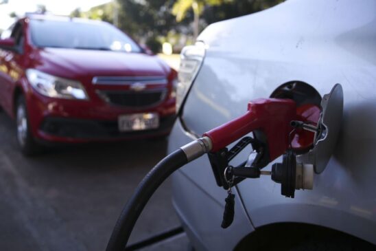Empresa fez levantamento do preço do litro da gasolina na Capital