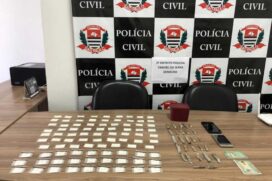 Polícia Civil de Taboão da Serra apreendeu 87 pinos de cocaína e 24 porções de maconha