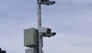A verificação metrológica no radar leva de 20 minutos até uma hora
