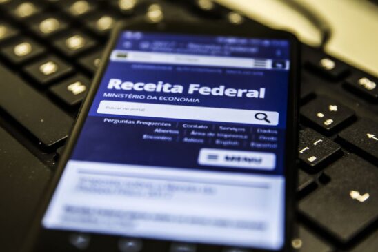 O crédito bancário para 320.606 contribuintes será realizado no dia 16 de dezembro, totalizando o valor de R$ 700 milhões