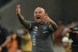 Enquanto não decide o seu futuro na Vila Belmiro, Sampaoli segue como opção prioritária para o Palmeiras