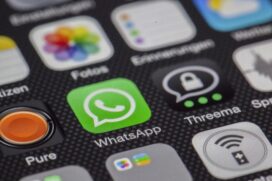 Em uma escola da cidade de São Paulo, o diretor enviou áudio pelo WhatsApp com orientações sobre as aulas remotas