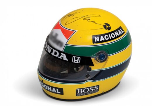 A peça, desenhada pelo aerografista Cloacyr Sidney Mosca, o Sid Mosca, foi baseada na bandeira do Brasil e produzido pela Bel
