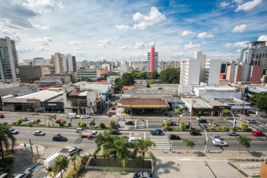 A Lei nº 5.819 em São Caetano do Sul, chamada Lei Cidade Limpa, tem o objetivo de evitar a poluição visual na cidade