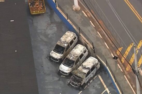 A Polícia Militar encontrou no local uma recipiente de plástico com vestígios de gasolina