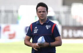 Diniz gosta de trabalhar com jovens promessas e acompanha de perto o desempenho dos garotos de Cotia