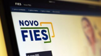 O estudante que tiver interesse em suspender as parcelas deverá se manifestar junto ao banco até 31 de dezembro