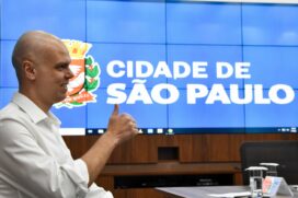 O prefeito Bruno Covas participou da entrega de cheque, que ocorreu na sede da prefeitura