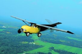 Batizado de Taylor Aerocar,o veículo atinge 60 quilômetros por hora, enquanto a velocidade em voo é de 160 quilômetros por hora