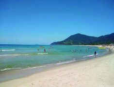 Praia da cidade de S&atilde;o Sebasti&atilde;o, no litoral norte paulista