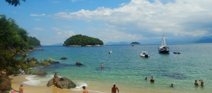 Ilha das Couves, em Ubatuba, no litoral norte de São Paulo