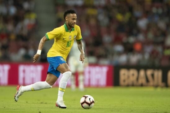 O contrato do jogador brasileiro com o PSG vai até 2022