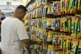 Antes de ir às compras, recomenda-se verificar quais dos produtos da lista de material o consumidor já possui em casa